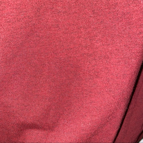 Men’s American Eagle Outfitters Burgundy Crewneck - Picture 14 of 15